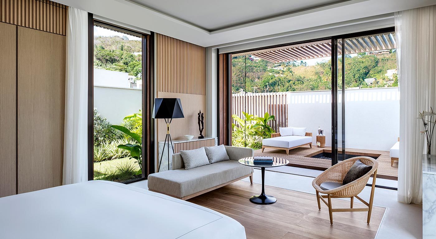 AW2-Silversands-Saint-Georges-Grenade-Beachfront-Villa-back-Master-Bedroom-with-jacuzzi